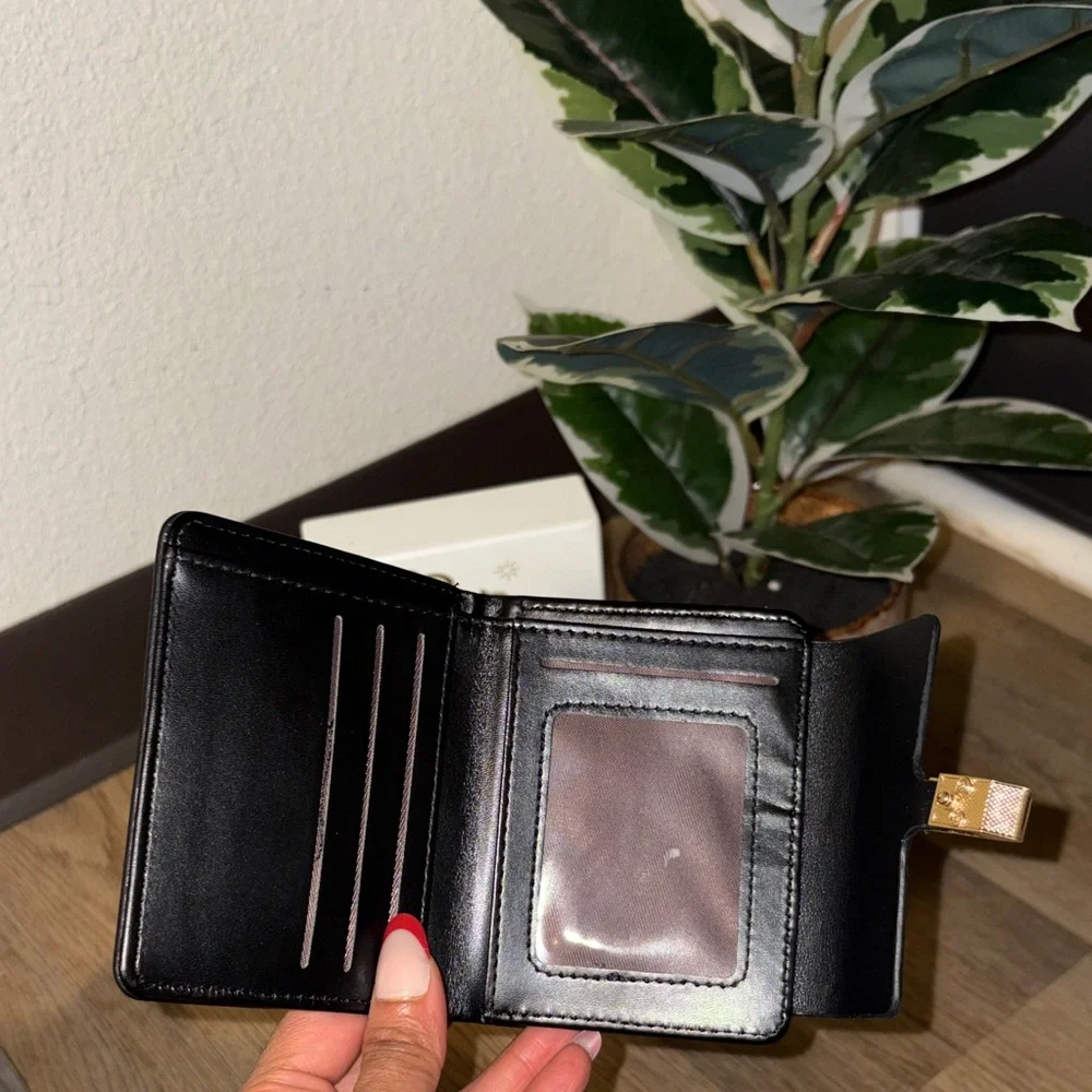 Black Leather Small Fold Wallet - Picture 6 of 14
